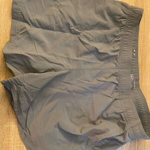 Columbia Gray Athletic Shorts Lightweight Elastic Waist